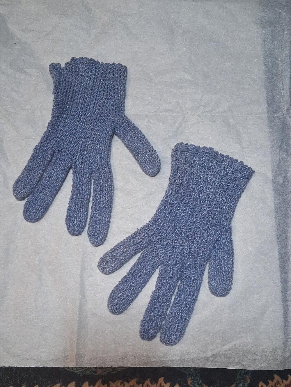 Handcrafted Blue Knit Women's Gloves - Classic Winter Accessory